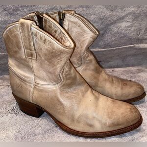 Frye Women's Cream Heeled Boots